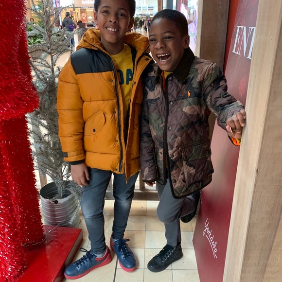 GUCCI - Picture 2 of 8